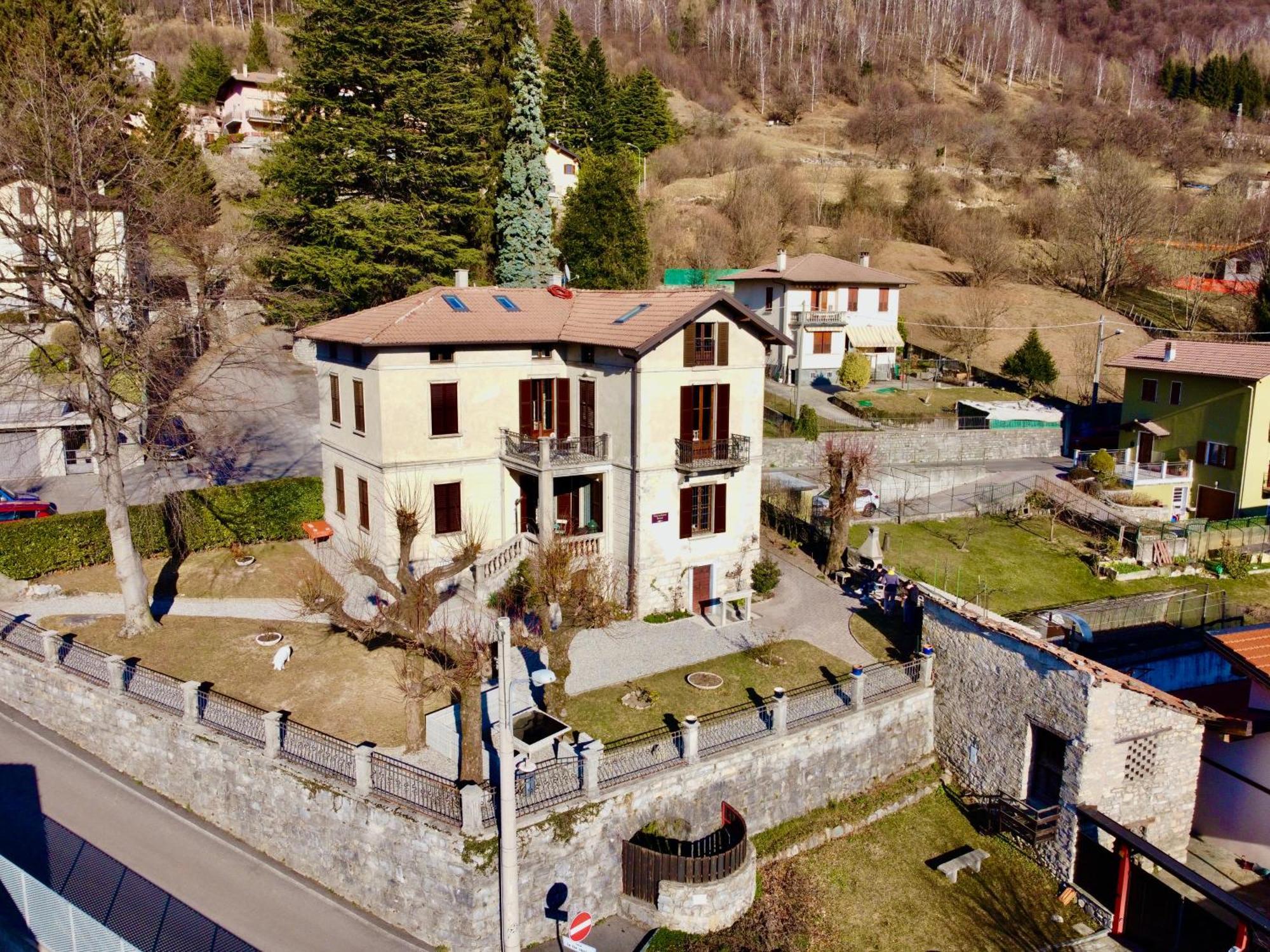Villa Il Maiale Bianco Bed & Breakfast San Fedele Intelvi Dış mekan fotoğraf